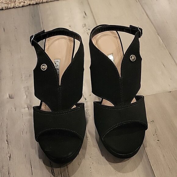 Viamarte wedges,size 7 - Picture 2 of 8